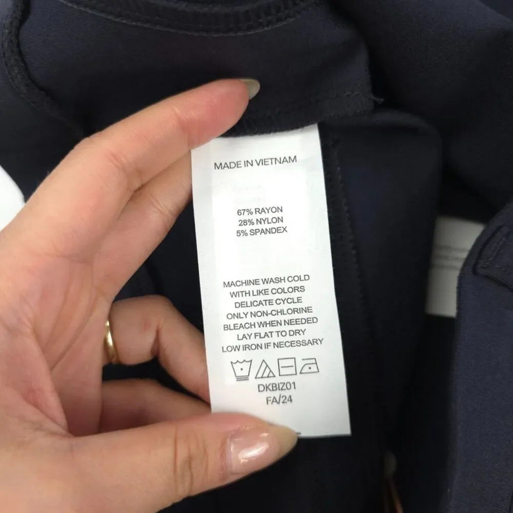NWT Quince Ultra-Stretch Ponte Straight Leg Pants Navy Old Money Quiet Luxury - Picture 6 of 8